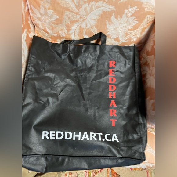 ๐ Carhartt Tote 19โ X 19โ High Leaf Inc. ๐ - Picture 4 of 4